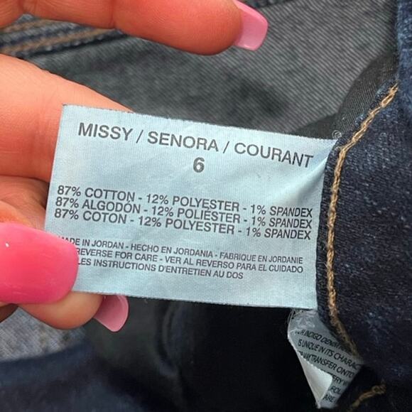 Bandolino Caroline Slim Straight Leg Jeans Denim Stretch Dark Wash Blue Size 6 - Picture 6 of 11